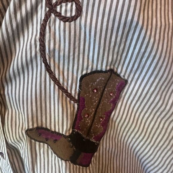 Bobbie Brooks PinStripe Cowboy Boots Shirt - Picture 7 of 10